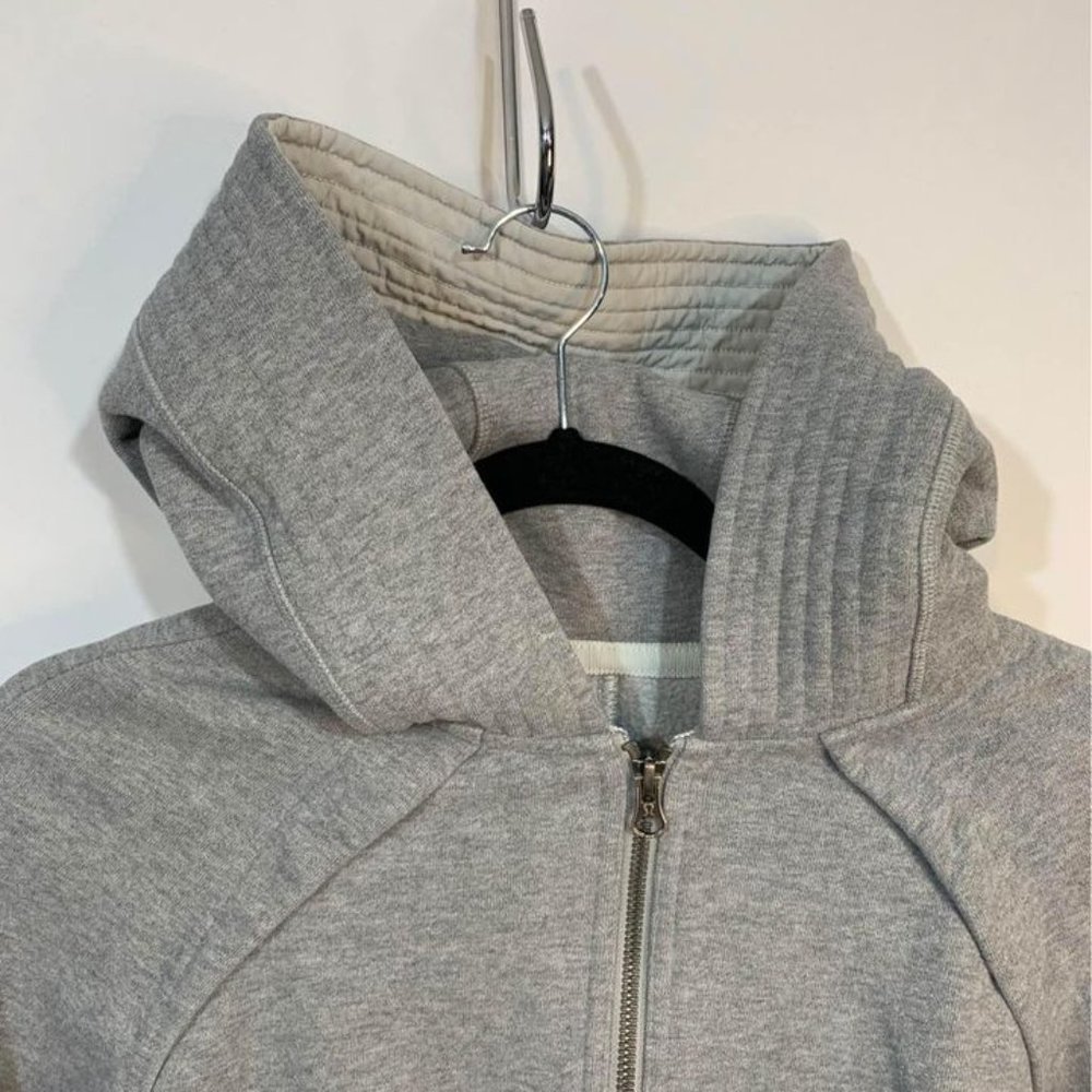 LULULEMON sculpted scuba hoodie. Gray. Size 6. New condition. Limited Edition. - Picture 4 of 10